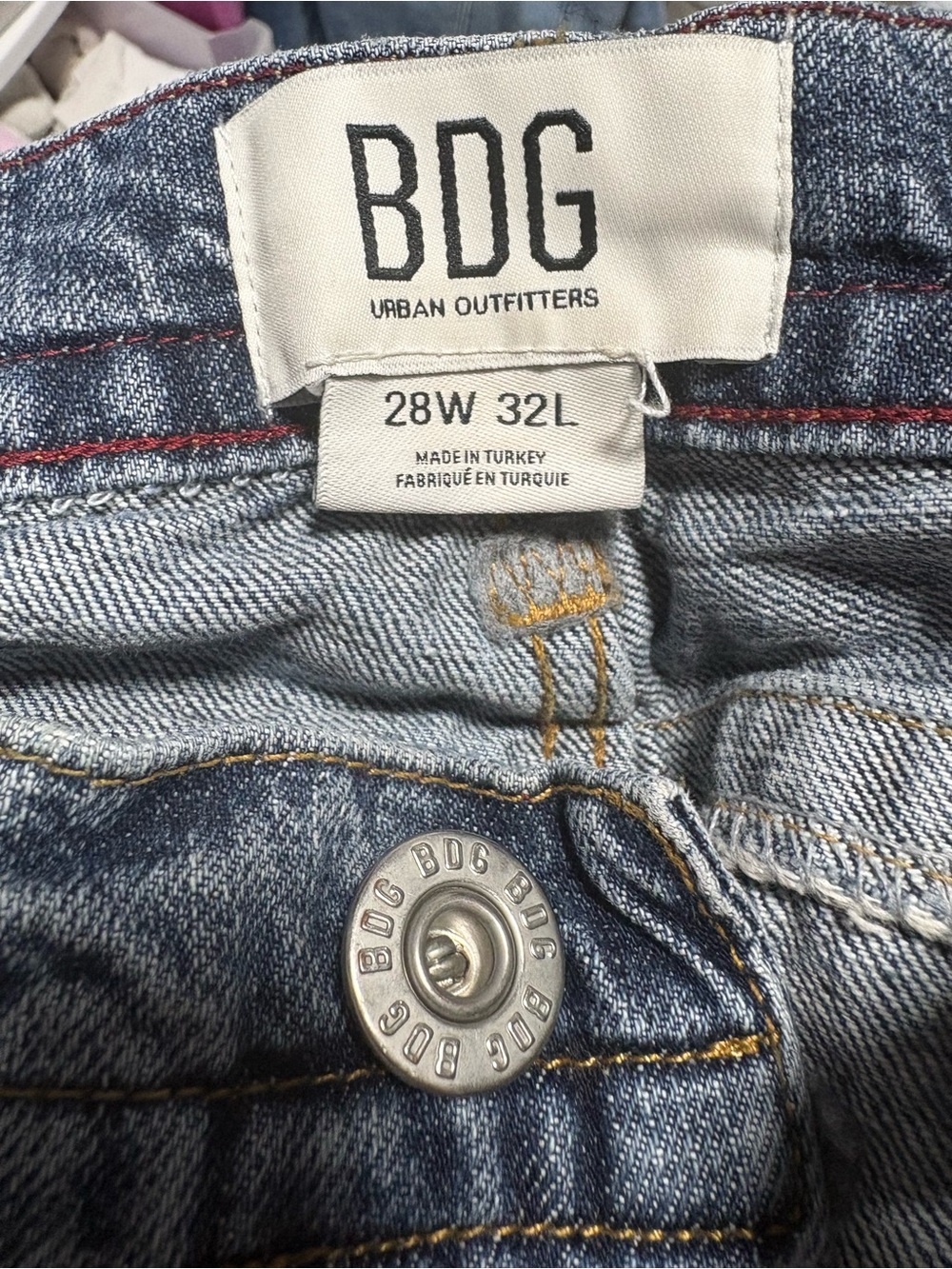 Urban Outfitters BDG Kayla Low-Rise Jeans - Picture 6 of 9